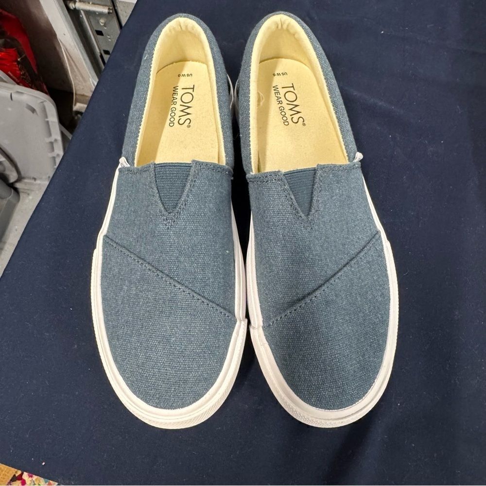 Tom’s Wear Good Dark Indigo Washed Canvas Alpargata Fenix Platform Slip Ons sz 6